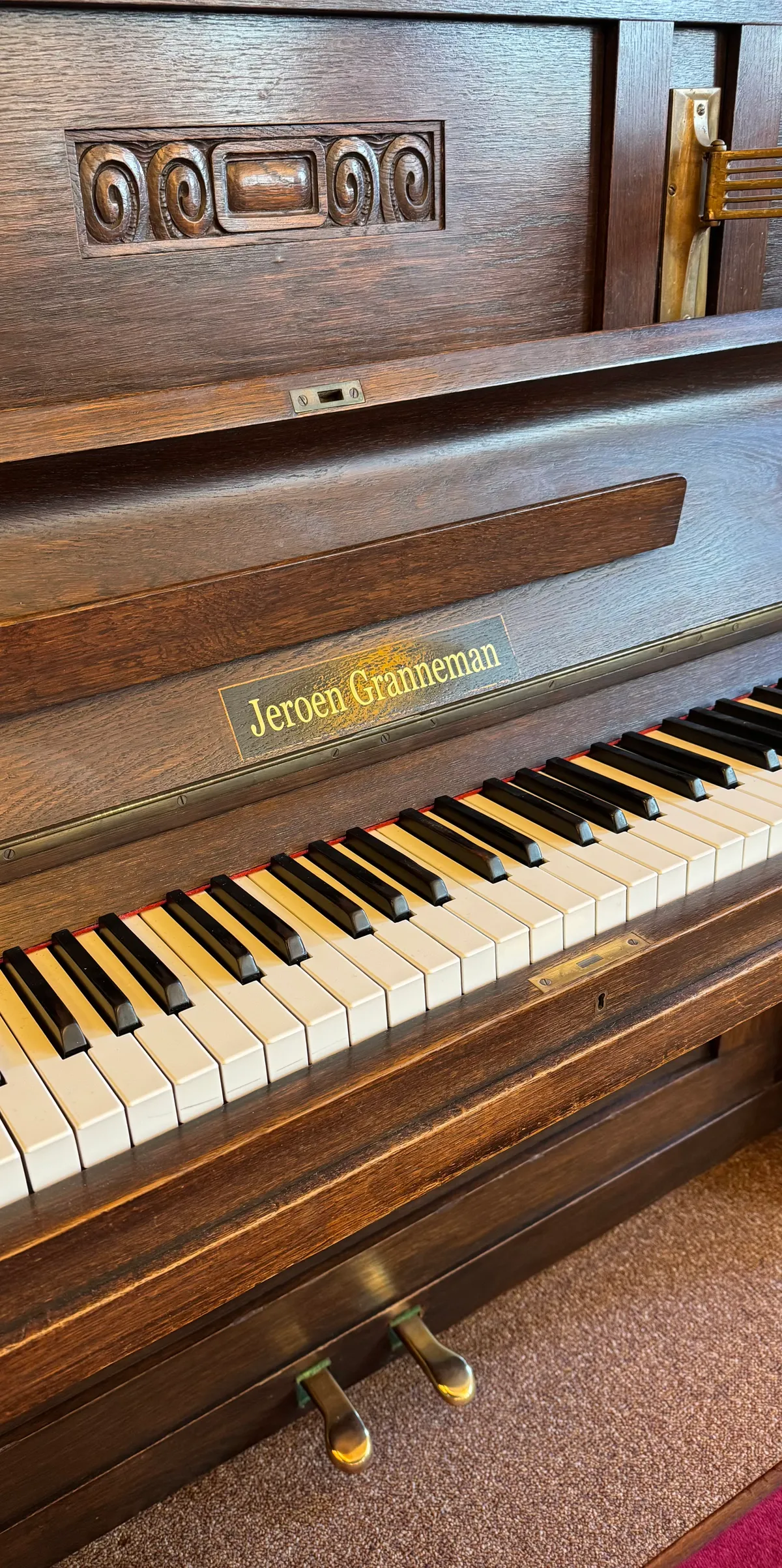 Een mooie piano voor Jeroen Granneman