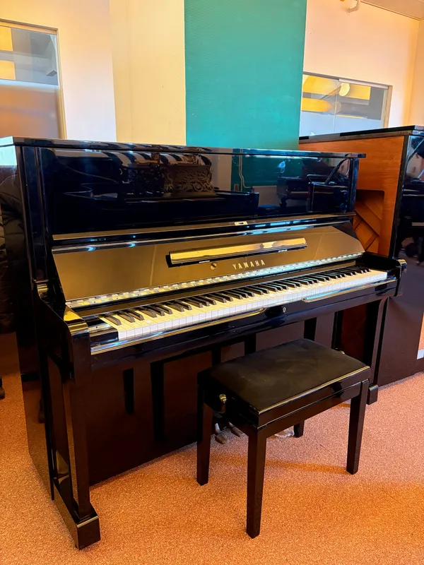 Yamaha U1A