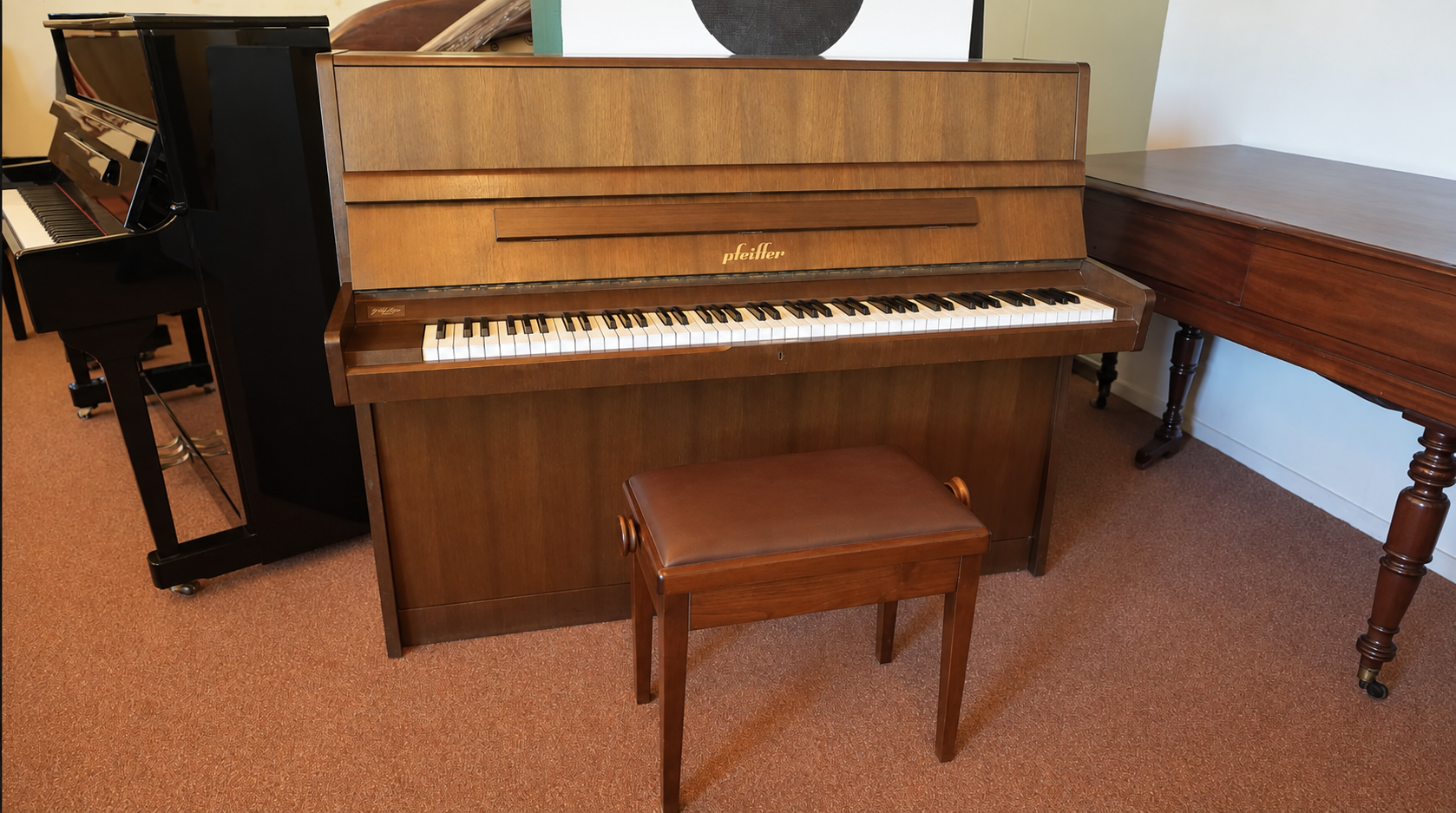 Pfeiffer 116 piano